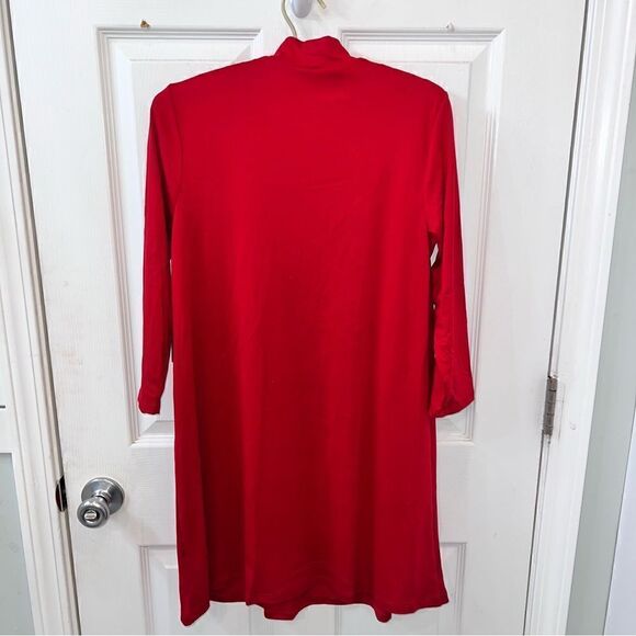 As U Wish Juniors Red Mock Neck Dress with 3/4 length sleeves in a size XS - Picture 9 of 11